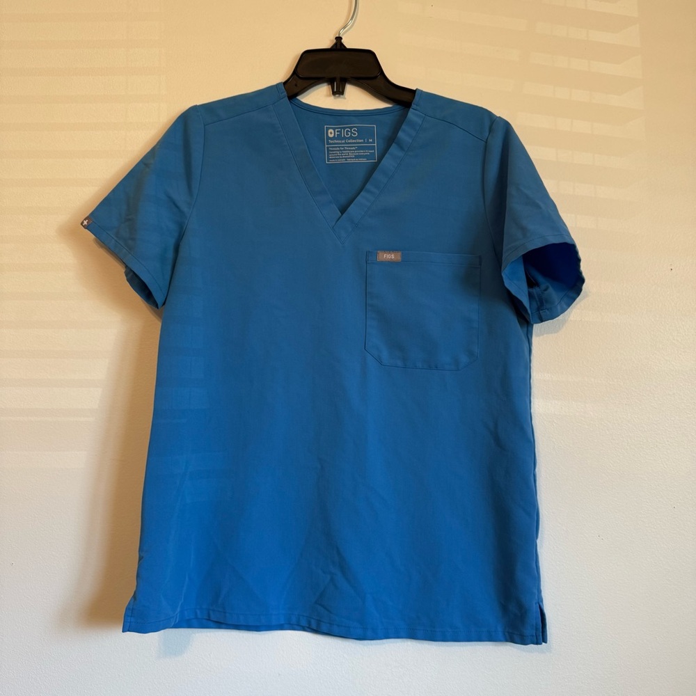 Figs classic blue scrub top medium